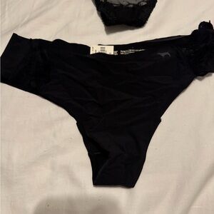 Set of 4 Victoria’s Secret thongs NWT